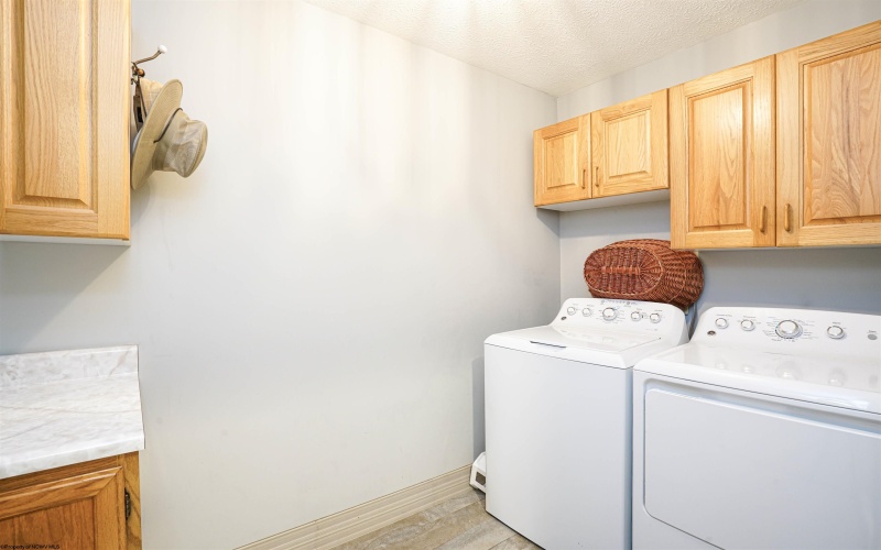 422 Carol Street, Buckhannon, West Virginia 26201, 4 Bedrooms Bedrooms, 11 Rooms Rooms,3 BathroomsBathrooms,Single Family Detached,For Sale,Carol,10163945