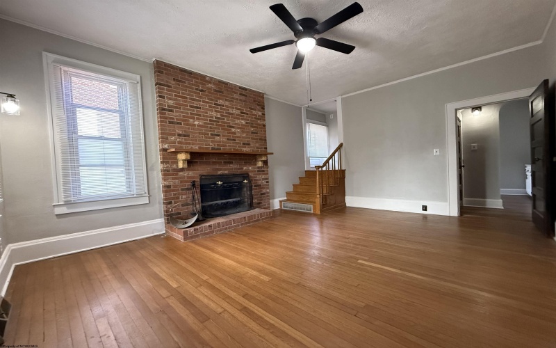 310 Spring Avenue, Clarksburg, West Virginia 26301, 5 Bedrooms Bedrooms, 12 Rooms Rooms,2 BathroomsBathrooms,Single Family Detached,For Sale,Spring,10163944