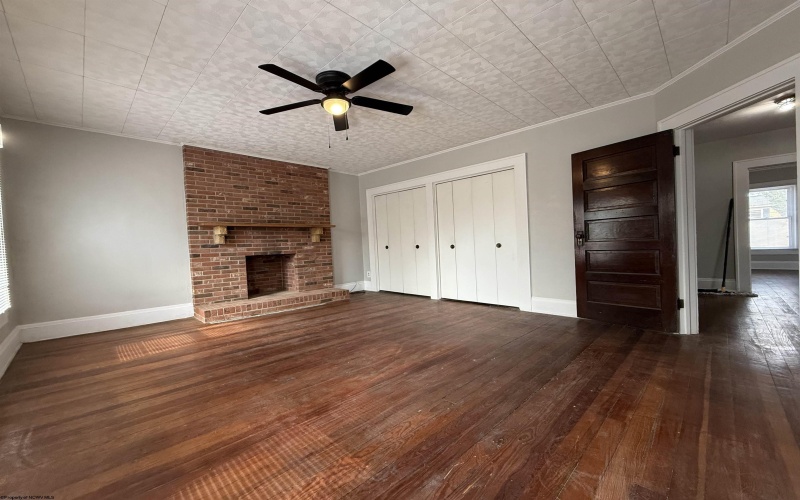 310 Spring Avenue, Clarksburg, West Virginia 26301, 5 Bedrooms Bedrooms, 12 Rooms Rooms,2 BathroomsBathrooms,Single Family Detached,For Sale,Spring,10163944