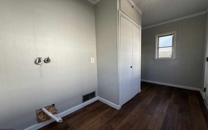 310 Spring Avenue, Clarksburg, West Virginia 26301, 5 Bedrooms Bedrooms, 12 Rooms Rooms,2 BathroomsBathrooms,Single Family Detached,For Sale,Spring,10163944