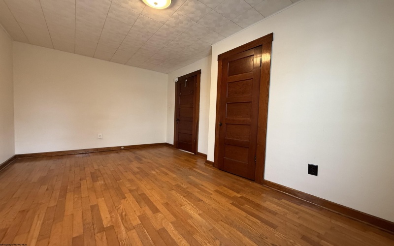 310 Spring Avenue, Clarksburg, West Virginia 26301, 5 Bedrooms Bedrooms, 12 Rooms Rooms,2 BathroomsBathrooms,Single Family Detached,For Sale,Spring,10163944