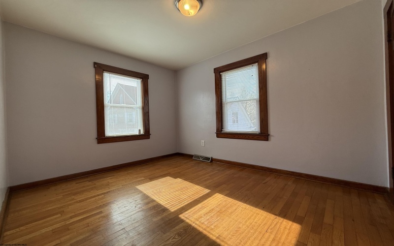 310 Spring Avenue, Clarksburg, West Virginia 26301, 5 Bedrooms Bedrooms, 12 Rooms Rooms,2 BathroomsBathrooms,Single Family Detached,For Sale,Spring,10163944