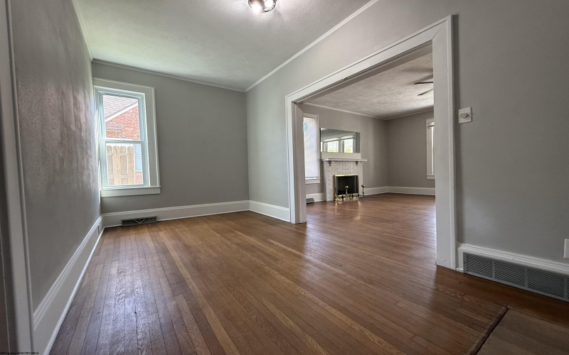 310 Spring Avenue, Clarksburg, West Virginia 26301, 5 Bedrooms Bedrooms, 12 Rooms Rooms,2 BathroomsBathrooms,Single Family Detached,For Sale,Spring,10163944