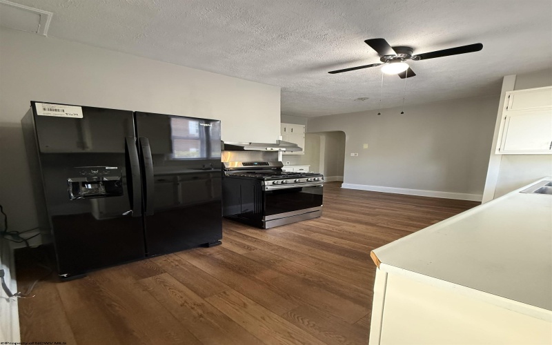 310 Spring Avenue, Clarksburg, West Virginia 26301, 5 Bedrooms Bedrooms, 12 Rooms Rooms,2 BathroomsBathrooms,Single Family Detached,For Sale,Spring,10163944