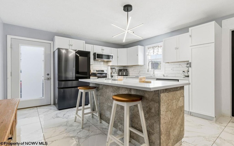 916 Cottonwood Court, Morgantown, West Virginia 26505, 3 Bedrooms Bedrooms, 6 Rooms Rooms,2 BathroomsBathrooms,Single Family Detached,For Sale,Cottonwood,10163969 916 Cottonwood Court, Morgantown, West Virginia 26505, 3 Bedrooms Bedrooms, 6 Rooms Rooms,2 BathroomsBathrooms,Single Family Detached,For Sale,Cottonwood,10163969