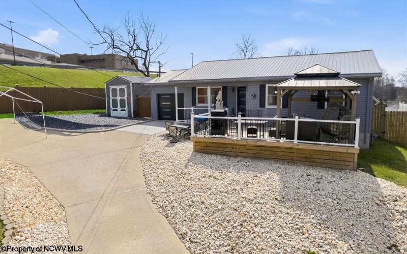 916 Cottonwood Court, Morgantown, West Virginia 26505, 3 Bedrooms Bedrooms, 6 Rooms Rooms,2 BathroomsBathrooms,Single Family Detached,For Sale,Cottonwood,10163969 916 Cottonwood Court, Morgantown, West Virginia 26505, 3 Bedrooms Bedrooms, 6 Rooms Rooms,2 BathroomsBathrooms,Single Family Detached,For Sale,Cottonwood,10163969