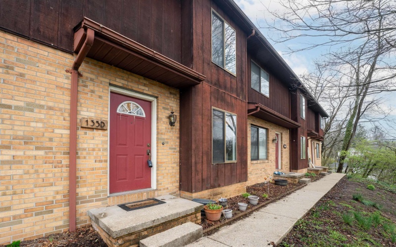 135 Lough Street, Westover, West Virginia 26501, 2 Bedrooms Bedrooms, 5 Rooms Rooms,1 BathroomBathrooms,Single Family Attached,For Sale,Lough,10163953