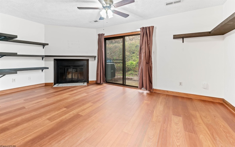 135 Lough Street, Westover, West Virginia 26501, 2 Bedrooms Bedrooms, 5 Rooms Rooms,1 BathroomBathrooms,Single Family Attached,For Sale,Lough,10163953