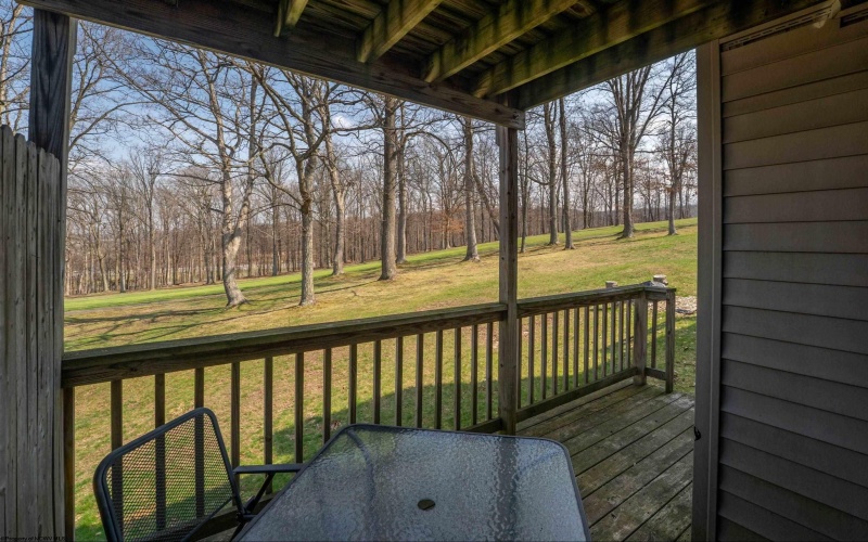 302 Whitetail Way, Morgantown, West Virginia 26508, 2 Bedrooms Bedrooms, 8 Rooms Rooms,2 BathroomsBathrooms,Single Family Attached,For Sale,Whitetail,10163954