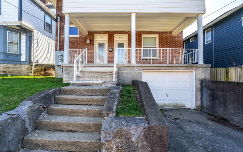 330-332 Demain Avenue, Morgantown, West Virginia 26501, ,Multi-unit/income,For Sale,Demain,10163959