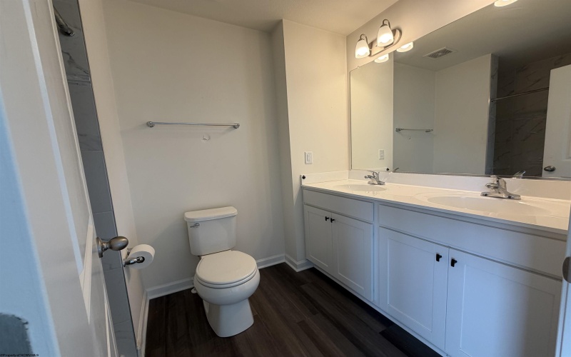 48 Dover Court, Bridgeport, West Virginia 26330, 3 Bedrooms Bedrooms, 5 Rooms Rooms,3 BathroomsBathrooms,Residential Rentals,For Rent,Dover,10163962