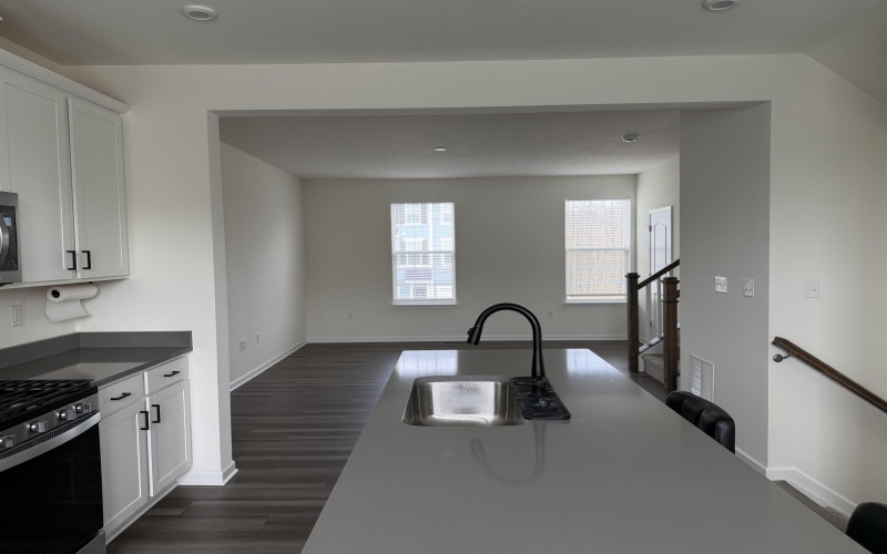 48 Dover Court, Bridgeport, West Virginia 26330, 3 Bedrooms Bedrooms, 5 Rooms Rooms,3 BathroomsBathrooms,Residential Rentals,For Rent,Dover,10163962