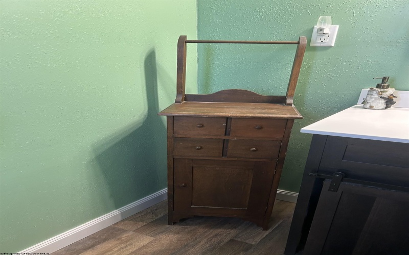 540 Cherry Run Road, Craigsville, West Virginia 26205, 4 Bedrooms Bedrooms, 8 Rooms Rooms,1 BathroomBathrooms,Single Family Detached,For Sale,Cherry Run,10163963