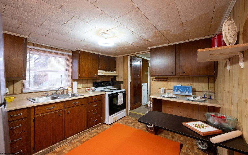 139 Ramp Hollow Road, Pursglove, West Virginia 26546, 2 Bedrooms Bedrooms, 6 Rooms Rooms,1 BathroomBathrooms,Single Family Detached,For Sale,Ramp Hollow,10163961 139 Ramp Hollow Road, Pursglove, West Virginia 26546, 2 Bedrooms Bedrooms, 6 Rooms Rooms,1 BathroomBathrooms,Single Family Detached,For Sale,Ramp Hollow,10163961