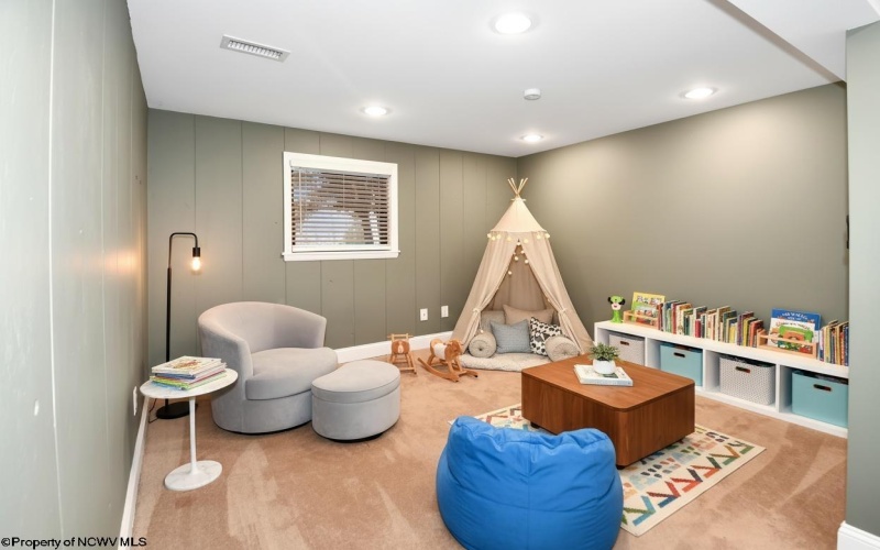 583 Summer School Road, Morgantown, West Virginia 26508, 2 Bedrooms Bedrooms, 7 Rooms Rooms,2 BathroomsBathrooms,Single Family Detached,For Sale,Summer School,10163947