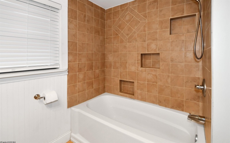 583 Summer School Road, Morgantown, West Virginia 26508, 2 Bedrooms Bedrooms, 7 Rooms Rooms,2 BathroomsBathrooms,Single Family Detached,For Sale,Summer School,10163947