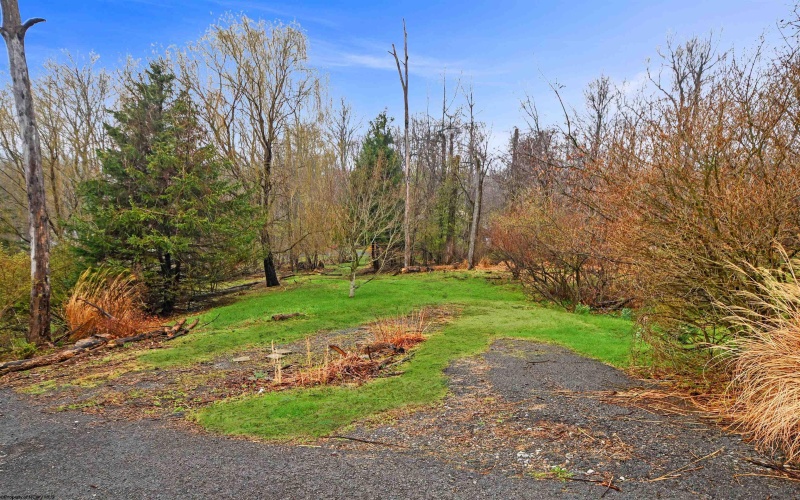 583 Summer School Road, Morgantown, West Virginia 26508, 2 Bedrooms Bedrooms, 7 Rooms Rooms,2 BathroomsBathrooms,Single Family Detached,For Sale,Summer School,10163947