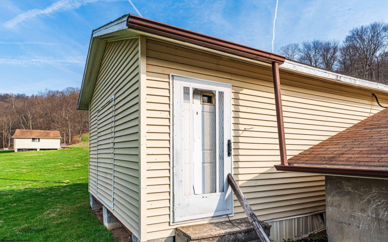 776 Statler Run Road, Fairview, West Virginia 26570, 3 Bedrooms Bedrooms, 7 Rooms Rooms,1 BathroomBathrooms,Single Family Detached,For Sale,Statler Run,10163948 776 Statler Run Road, Fairview, West Virginia 26570, 3 Bedrooms Bedrooms, 7 Rooms Rooms,1 BathroomBathrooms,Single Family Detached,For Sale,Statler Run,10163948