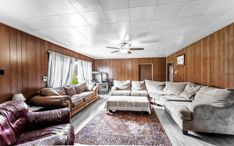 776 Statler Run Road, Fairview, West Virginia 26570, 3 Bedrooms Bedrooms, 7 Rooms Rooms,1 BathroomBathrooms,Single Family Detached,For Sale,Statler Run,10163948 776 Statler Run Road, Fairview, West Virginia 26570, 3 Bedrooms Bedrooms, 7 Rooms Rooms,1 BathroomBathrooms,Single Family Detached,For Sale,Statler Run,10163948