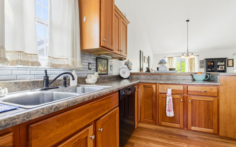 83 Antietam Drive, Morgantown, West Virginia 26508, 3 Bedrooms Bedrooms, 6 Rooms Rooms,3 BathroomsBathrooms,Single Family Detached,For Sale,Antietam,10163949