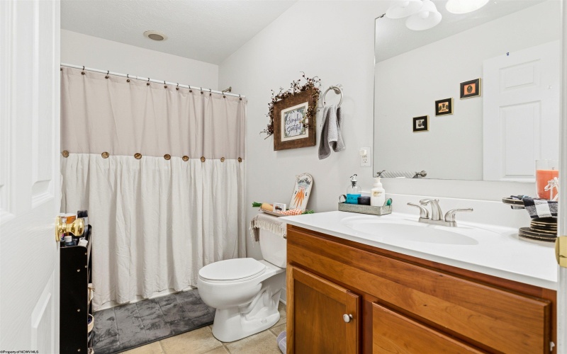 83 Antietam Drive, Morgantown, West Virginia 26508, 3 Bedrooms Bedrooms, 6 Rooms Rooms,3 BathroomsBathrooms,Single Family Detached,For Sale,Antietam,10163949