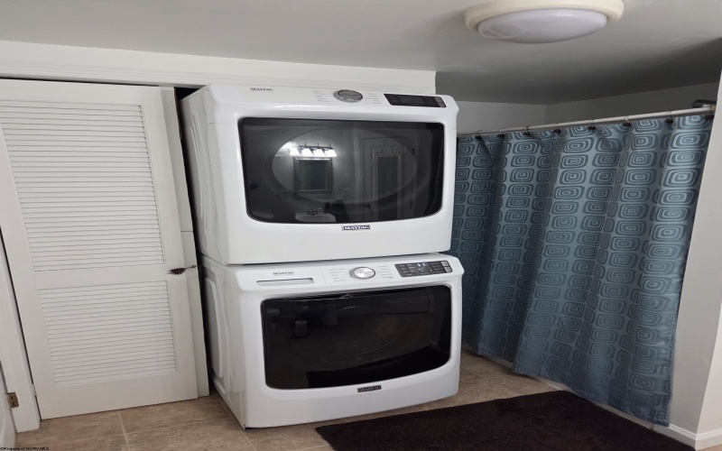 143 Paradise Circle, Morgantown, West Virginia 26508, 3 Bedrooms Bedrooms, 5 Rooms Rooms,1 BathroomBathrooms,Single Family Detached,For Sale,Paradise,10163950 143 Paradise Circle, Morgantown, West Virginia 26508, 3 Bedrooms Bedrooms, 5 Rooms Rooms,1 BathroomBathrooms,Single Family Detached,For Sale,Paradise,10163950