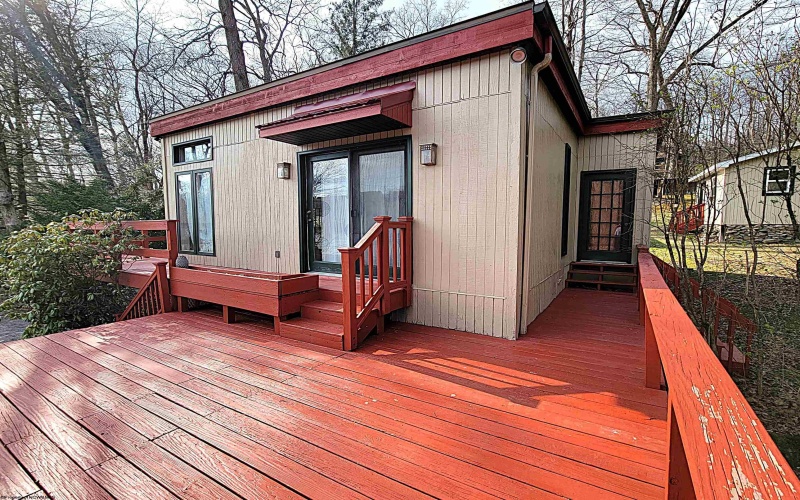 143 Paradise Circle, Morgantown, West Virginia 26508, 3 Bedrooms Bedrooms, 5 Rooms Rooms,1 BathroomBathrooms,Single Family Detached,For Sale,Paradise,10163950 143 Paradise Circle, Morgantown, West Virginia 26508, 3 Bedrooms Bedrooms, 5 Rooms Rooms,1 BathroomBathrooms,Single Family Detached,For Sale,Paradise,10163950