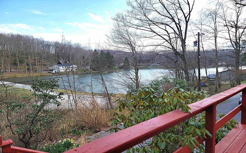 143 Paradise Circle, Morgantown, West Virginia 26508, 3 Bedrooms Bedrooms, 5 Rooms Rooms,1 BathroomBathrooms,Single Family Detached,For Sale,Paradise,10163950 143 Paradise Circle, Morgantown, West Virginia 26508, 3 Bedrooms Bedrooms, 5 Rooms Rooms,1 BathroomBathrooms,Single Family Detached,For Sale,Paradise,10163950