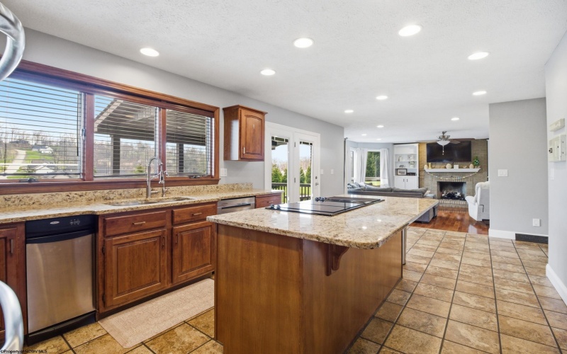 3125 Greystone Drive, Morgantown, West Virginia 26508, 5 Bedrooms Bedrooms, 14 Rooms Rooms,4 BathroomsBathrooms,Single Family Detached,For Sale,Greystone,10163951