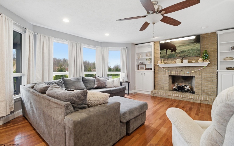 3125 Greystone Drive, Morgantown, West Virginia 26508, 5 Bedrooms Bedrooms, 14 Rooms Rooms,4 BathroomsBathrooms,Single Family Detached,For Sale,Greystone,10163951