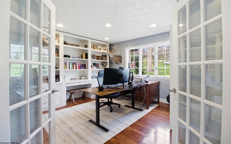 3125 Greystone Drive, Morgantown, West Virginia 26508, 5 Bedrooms Bedrooms, 14 Rooms Rooms,4 BathroomsBathrooms,Single Family Detached,For Sale,Greystone,10163951