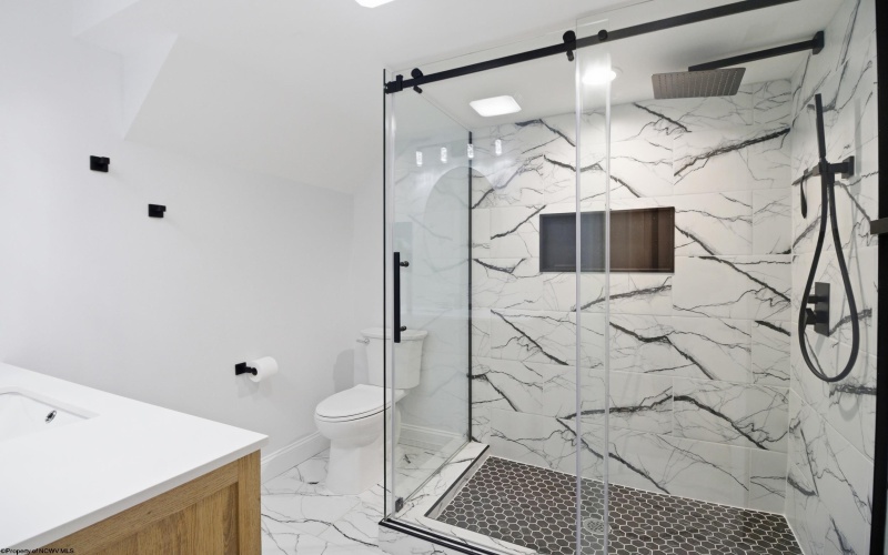 3125 Greystone Drive, Morgantown, West Virginia 26508, 5 Bedrooms Bedrooms, 14 Rooms Rooms,4 BathroomsBathrooms,Single Family Detached,For Sale,Greystone,10163951