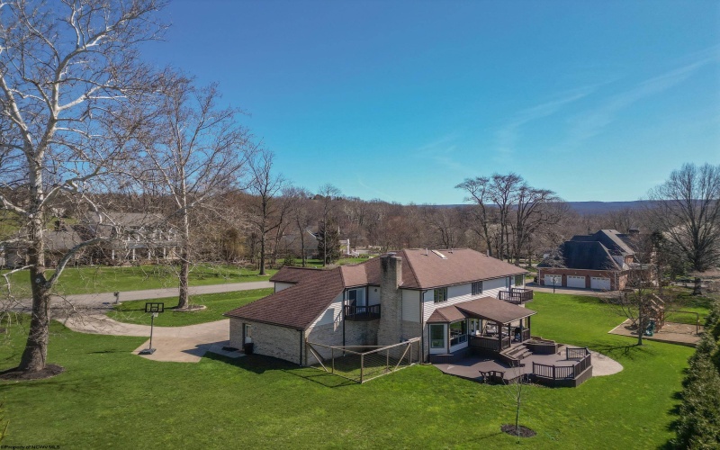 3125 Greystone Drive, Morgantown, West Virginia 26508, 5 Bedrooms Bedrooms, 14 Rooms Rooms,4 BathroomsBathrooms,Single Family Detached,For Sale,Greystone,10163951