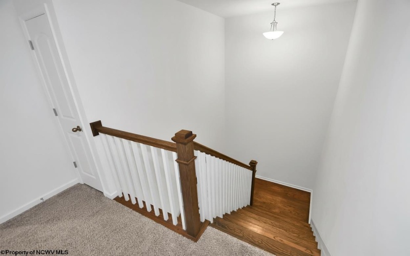 323 Lexington Circle, Bridgeport, West Virginia 26330, 4 Bedrooms Bedrooms, 8 Rooms Rooms,3 BathroomsBathrooms,Single Family Detached,For Sale,Lexington,10163952