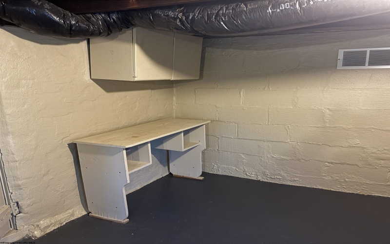 122 Vermont Avenue, Clarksburg, West Virginia 26301, 4 Bedrooms Bedrooms, 9 Rooms Rooms,1 BathroomBathrooms,Single Family Detached,For Sale,Vermont,10163956 122 Vermont Avenue, Clarksburg, West Virginia 26301, 4 Bedrooms Bedrooms, 9 Rooms Rooms,1 BathroomBathrooms,Single Family Detached,For Sale,Vermont,10163956