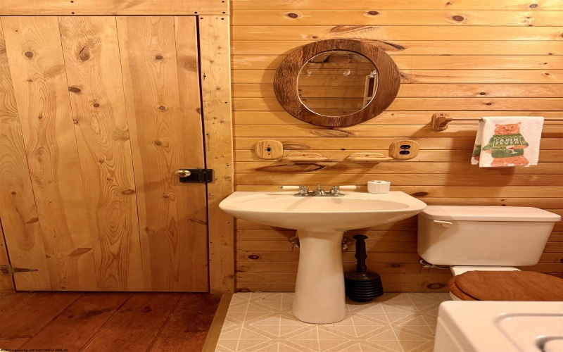 82 Crystal Lake Road, West Union, West Virginia 26456, 2 Bedrooms Bedrooms, 5 Rooms Rooms,1 BathroomBathrooms,Single Family Detached,For Sale,Crystal Lake,10163957 82 Crystal Lake Road, West Union, West Virginia 26456, 2 Bedrooms Bedrooms, 5 Rooms Rooms,1 BathroomBathrooms,Single Family Detached,For Sale,Crystal Lake,10163957