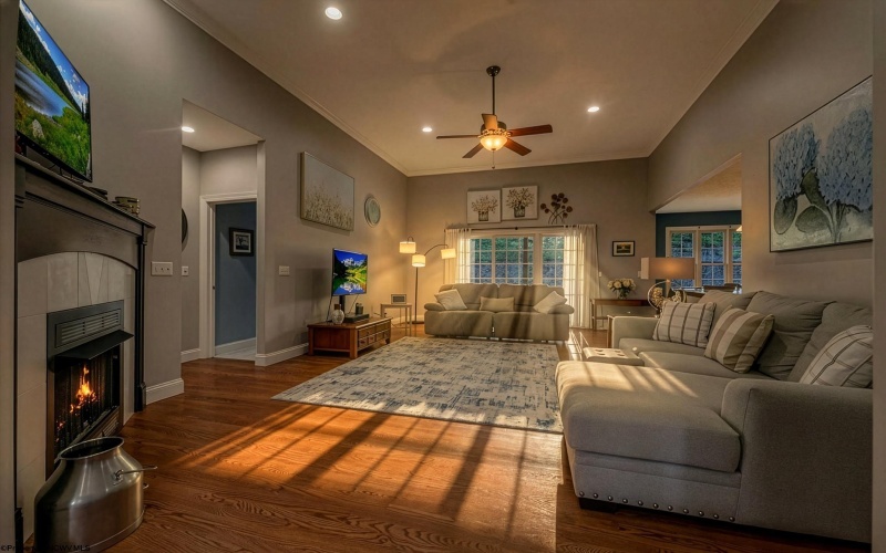 106 Iris Lane, Morgantown, West Virginia 26501, 4 Bedrooms Bedrooms, 11 Rooms Rooms,4 BathroomsBathrooms,Single Family Detached,For Sale,Iris,10163974