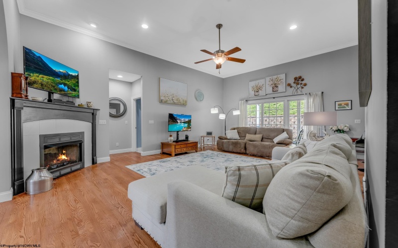 106 Iris Lane, Morgantown, West Virginia 26501, 4 Bedrooms Bedrooms, 11 Rooms Rooms,4 BathroomsBathrooms,Single Family Detached,For Sale,Iris,10163974