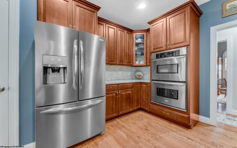 106 Iris Lane, Morgantown, West Virginia 26501, 4 Bedrooms Bedrooms, 11 Rooms Rooms,4 BathroomsBathrooms,Single Family Detached,For Sale,Iris,10163974