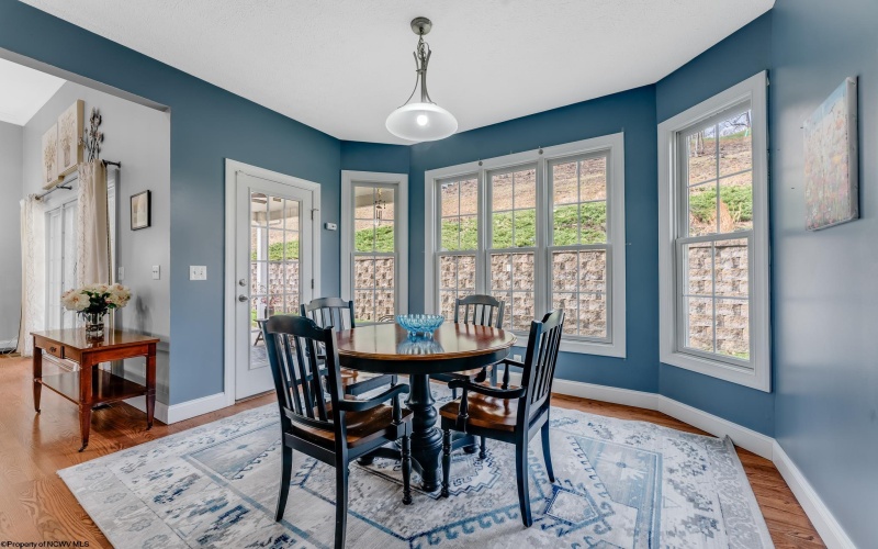 106 Iris Lane, Morgantown, West Virginia 26501, 4 Bedrooms Bedrooms, 11 Rooms Rooms,4 BathroomsBathrooms,Single Family Detached,For Sale,Iris,10163974