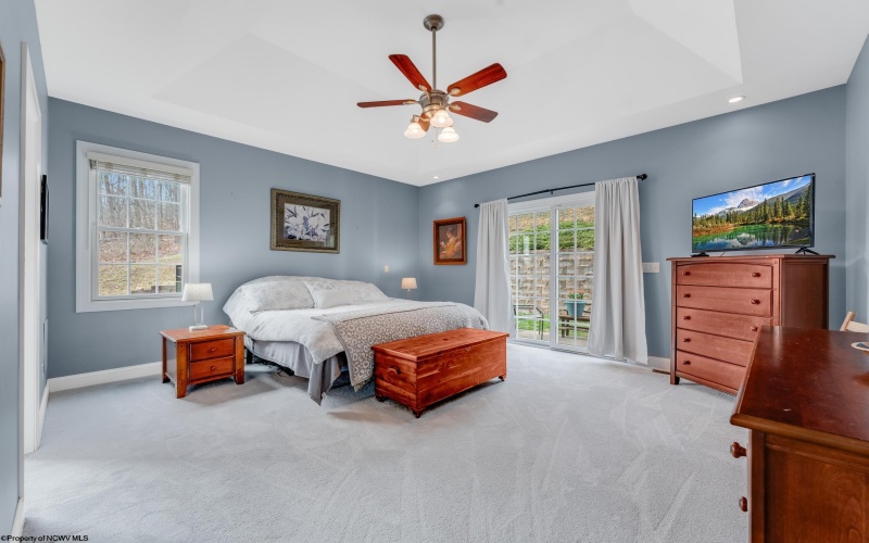 106 Iris Lane, Morgantown, West Virginia 26501, 4 Bedrooms Bedrooms, 11 Rooms Rooms,4 BathroomsBathrooms,Single Family Detached,For Sale,Iris,10163974