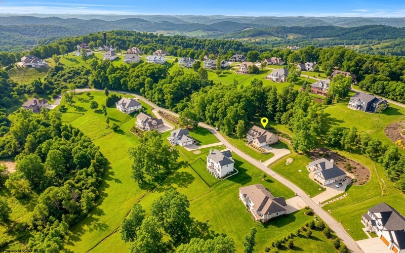 106 Iris Lane, Morgantown, West Virginia 26501, 4 Bedrooms Bedrooms, 11 Rooms Rooms,4 BathroomsBathrooms,Single Family Detached,For Sale,Iris,10163974