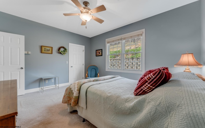 106 Iris Lane, Morgantown, West Virginia 26501, 4 Bedrooms Bedrooms, 11 Rooms Rooms,4 BathroomsBathrooms,Single Family Detached,For Sale,Iris,10163974