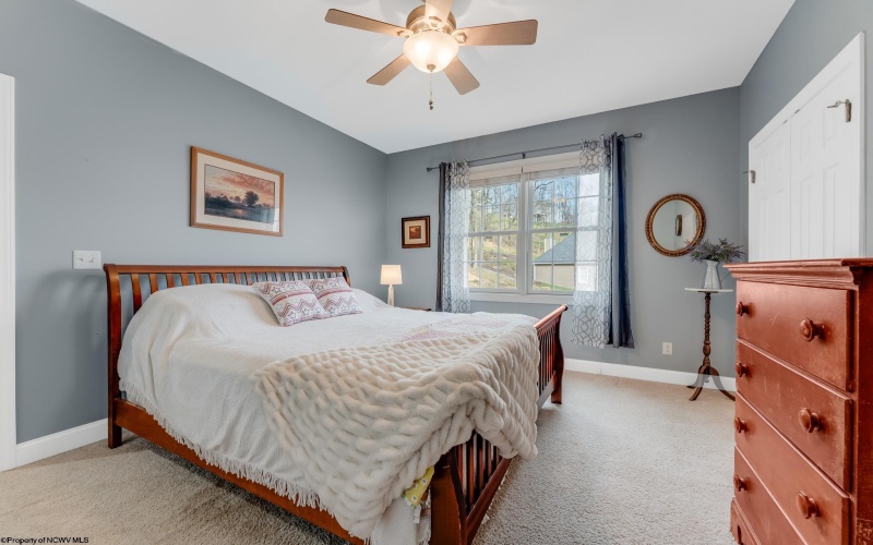 106 Iris Lane, Morgantown, West Virginia 26501, 4 Bedrooms Bedrooms, 11 Rooms Rooms,4 BathroomsBathrooms,Single Family Detached,For Sale,Iris,10163974