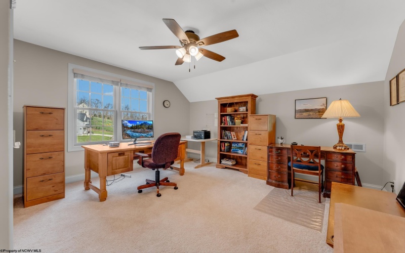 106 Iris Lane, Morgantown, West Virginia 26501, 4 Bedrooms Bedrooms, 11 Rooms Rooms,4 BathroomsBathrooms,Single Family Detached,For Sale,Iris,10163974