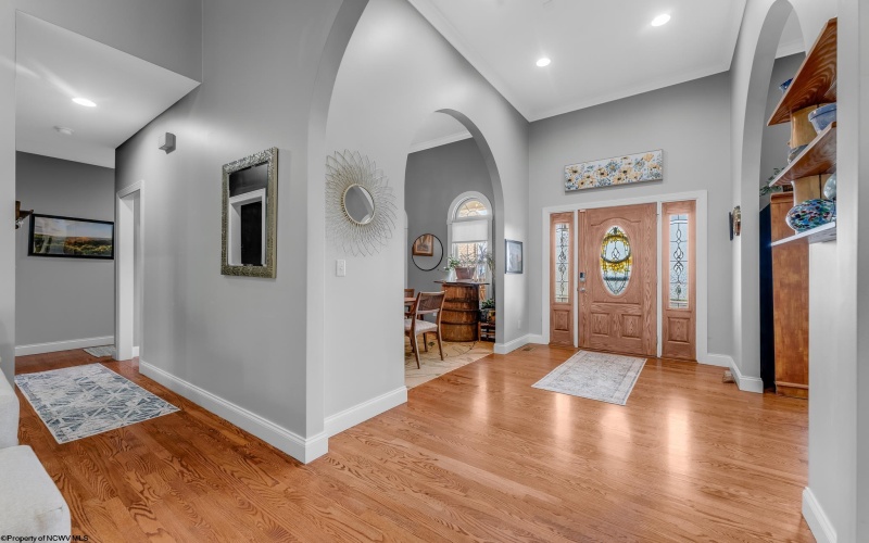 106 Iris Lane, Morgantown, West Virginia 26501, 4 Bedrooms Bedrooms, 11 Rooms Rooms,4 BathroomsBathrooms,Single Family Detached,For Sale,Iris,10163974