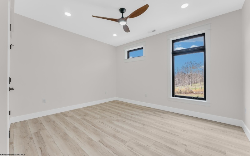 116 Tivoli Garden Drive, Morgantown, West Virginia 26508, 4 Bedrooms Bedrooms, 9 Rooms Rooms,4 BathroomsBathrooms,Single Family Attached,For Sale,Tivoli Garden,10163970