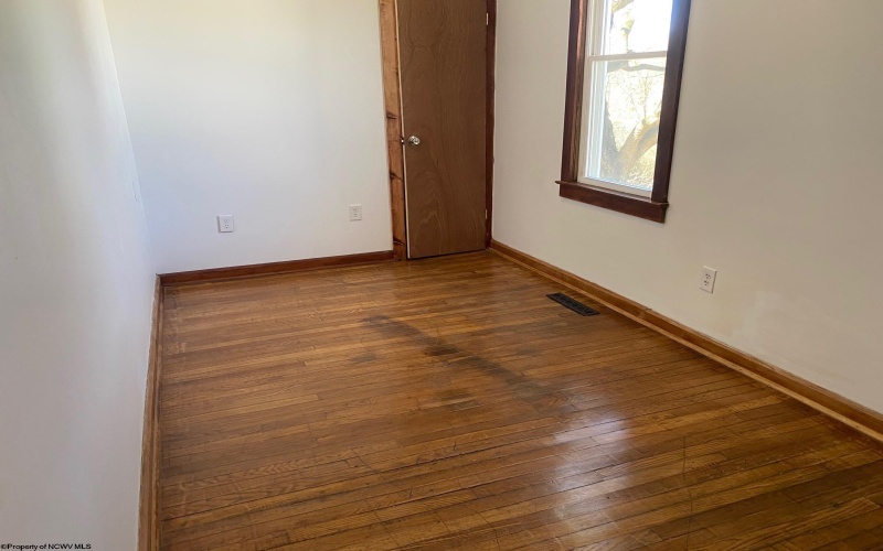 96 Jackson Street, Junior, West Virginia 26275, 4 Bedrooms Bedrooms, 7 Rooms Rooms,2 BathroomsBathrooms,Single Family Detached,For Sale,Jackson,10163973