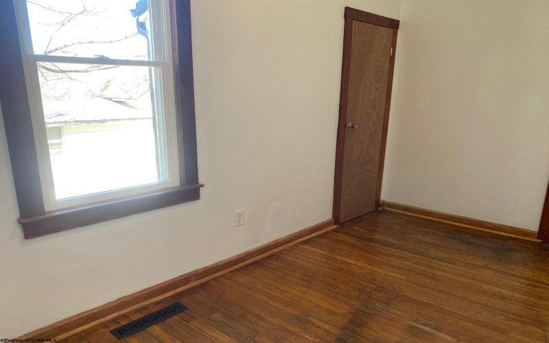 96 Jackson Street, Junior, West Virginia 26275, 4 Bedrooms Bedrooms, 7 Rooms Rooms,2 BathroomsBathrooms,Single Family Detached,For Sale,Jackson,10163973