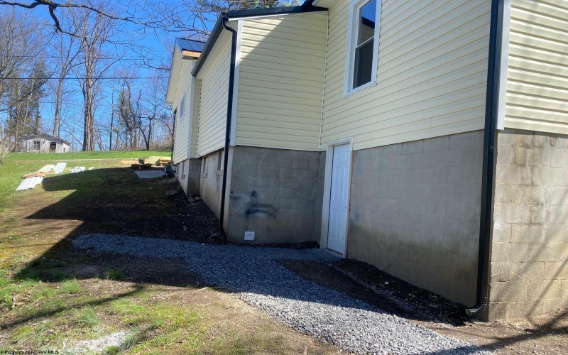 96 Jackson Street, Junior, West Virginia 26275, 4 Bedrooms Bedrooms, 7 Rooms Rooms,2 BathroomsBathrooms,Single Family Detached,For Sale,Jackson,10163973